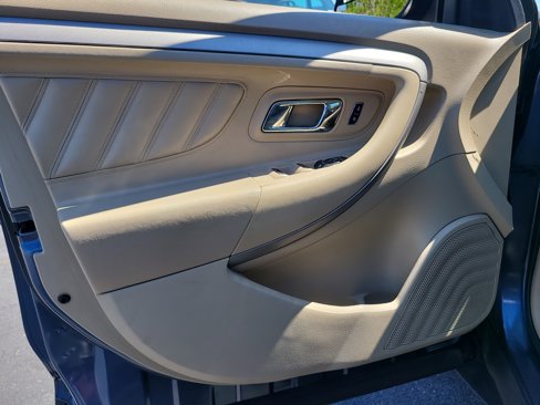 Used 2018 Ford Taurus SEL w/ Equipment Group 201A image 14