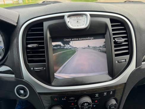 Used 2014 Chrysler 300 C w/ Beats Audio Group image 16