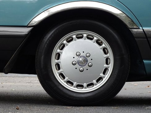 Used 1991 Mercedes-Benz 300 SE image 13