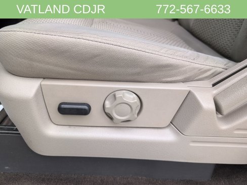 Used 2009 Ford F150 XLT image 24