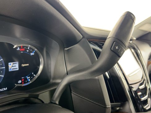 Used 2016 Cadillac Escalade Luxury image 25