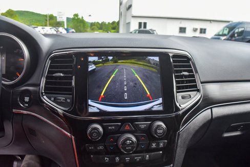 Certified 2021 Jeep Grand Cherokee Limited w/ Premium Lighting Group image 14