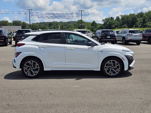 Used 2022 Hyundai Kona N Line w/ Tech Package image 6