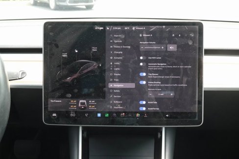 Used 2018 Tesla Model 3 Long Range image 30