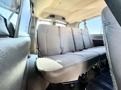 Used 2019 Chevrolet Express 3500 LT w/ LT Preferred Equipment Group image 17