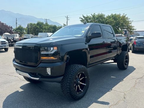Used 2017 Chevrolet Silverado 1500 LT w/ All Star Edition image 8
