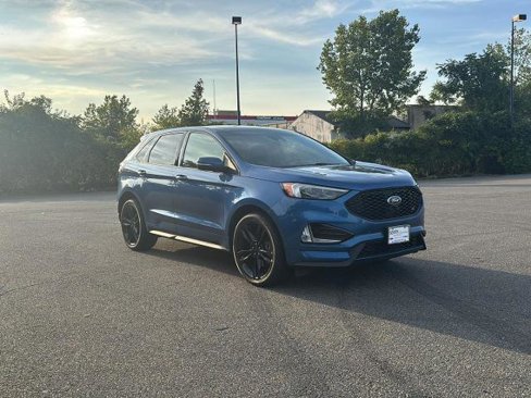 Certified 2020 Ford Edge ST w/ Equipment Group 401A image 3