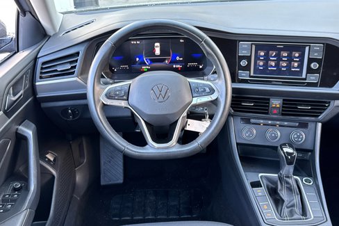 Used 2024 Volkswagen Jetta S image 28