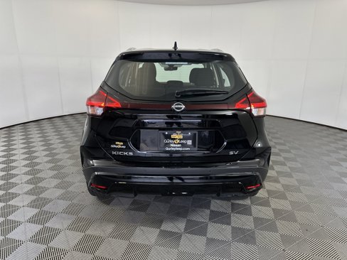 Used 2023 Nissan Kicks SV w/ Interior Electronics Package image 9