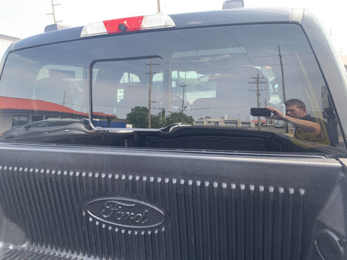 Used 2022 Ford F150 Lariat w/ Equipment Group 502A High image 11