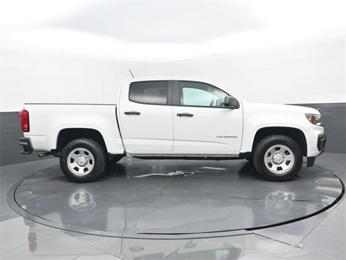 Used 2022 Chevrolet Colorado W/T image 2
