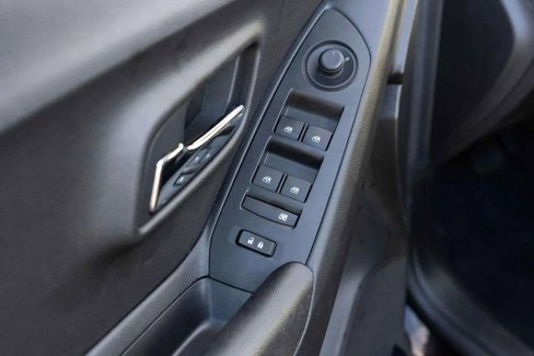 Used 2019 Chevrolet Trax LT w/ LT Convenience Package image 10