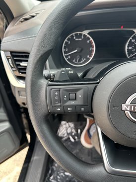 Used 2022 Nissan Rogue SV image 21