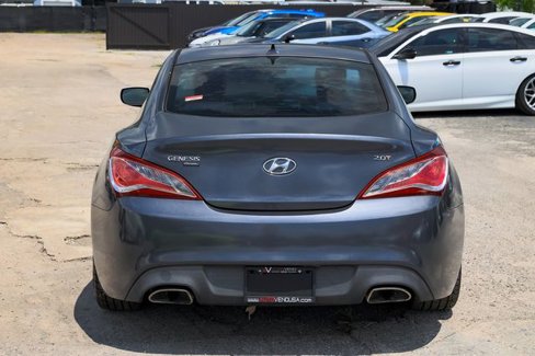 Used 2013 Hyundai Genesis 2.0T image 11