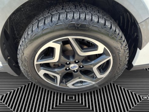 Used 2018 Subaru Crosstrek 2.0i Limited image 17