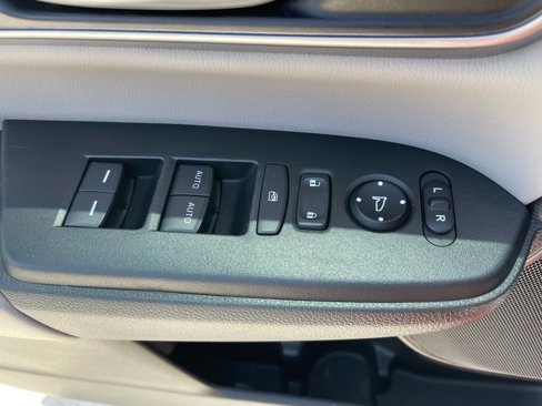 Certified 2021 Honda CR-V Touring image 12
