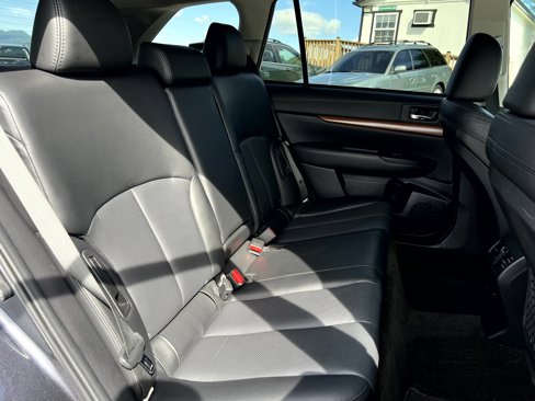 Used 2013 Subaru Outback 3.6R Limited image 12