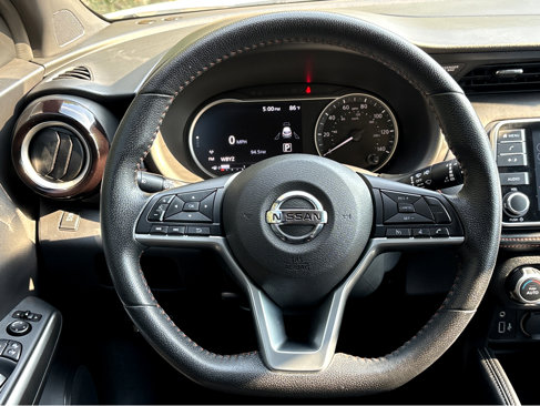 Used 2019 Nissan Kicks SR w/ SR Premium Package image 14