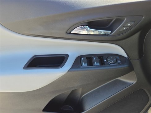 Used 2022 Chevrolet Equinox LT image 24