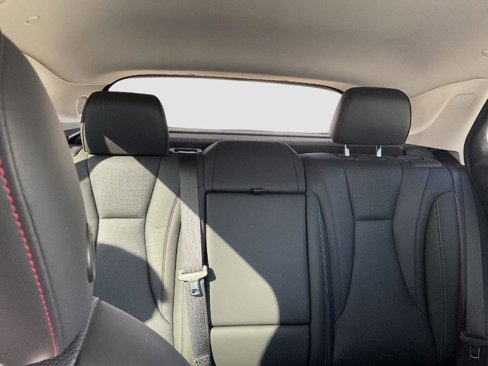 Used 2022 Buick Envision Essence w/ Technology Package I image 28