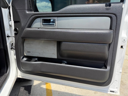 Used 2011 Ford F150 Lariat Limited image 32