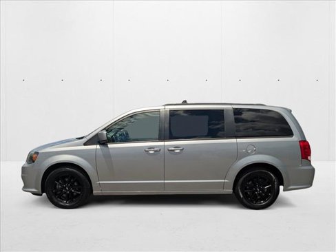 Used 2019 Dodge Grand Caravan GT image 9