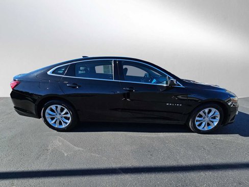 Used 2019 Chevrolet Malibu Hybrid image 8