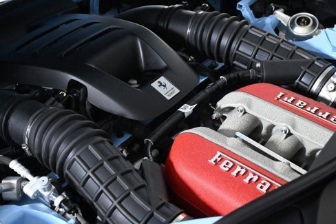 Used 2024 Ferrari Purosangue image 5