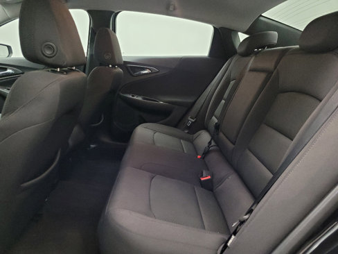 Used 2017 Chevrolet Malibu LS image 18