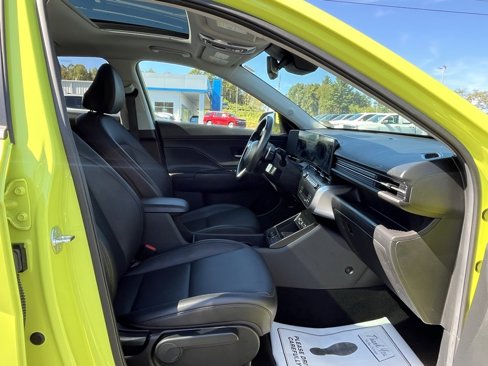 Used 2024 Hyundai Kona Limited image 22