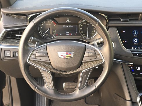 Used 2021 Cadillac XT5 Sportv w/ LPO, ONYX Package image 21