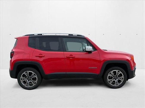 Used 2015 Jeep Renegade Limited image 4
