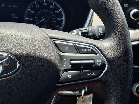 Used 2019 Hyundai Santa Fe SE image 10