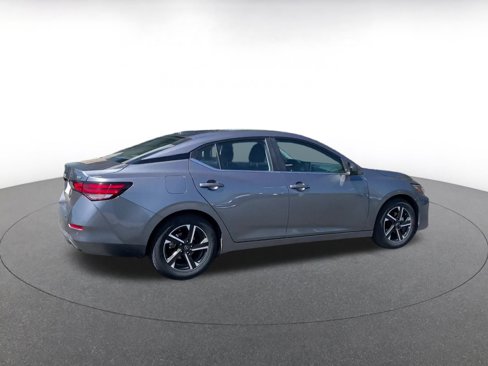 Used 2024 Nissan Sentra SV image 15