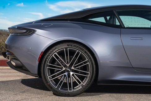 Used 2024 Aston Martin DB12 Coupe image 30