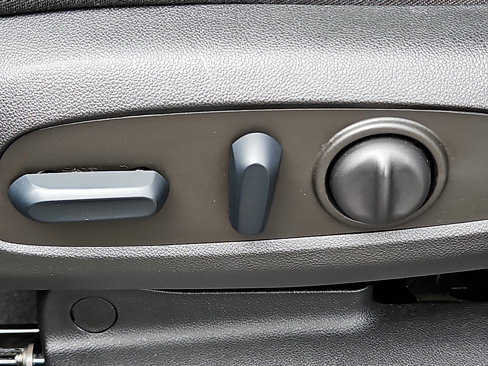 Used 2022 Chevrolet Equinox LT image 25