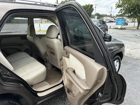 Used 2007 Kia Sportage LX image 17