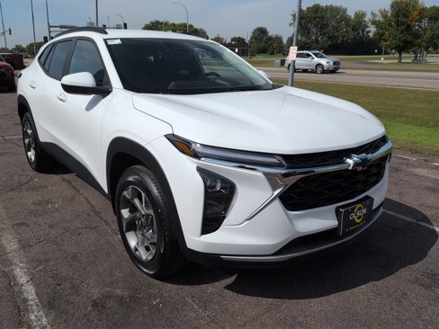 New 2025 Chevrolet Trax LT w/ LT Convenience Package image 8
