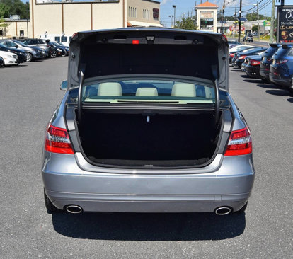 Used 2012 Mercedes-Benz E 350 4MATIC Sedan image 12
