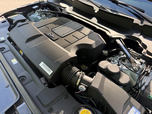 Used 2022 Land Rover Range Rover Sport SVR Carbon Edition image 56