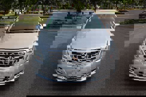 Used 2014 Cadillac XTS Luxury image 2