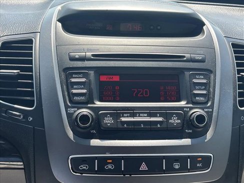 Used 2014 Kia Sorento LX image 13