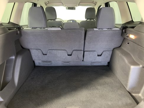 Used 2018 Ford Escape SE image 19
