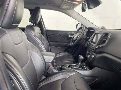 Used 2023 Jeep Cherokee Altitude Lux image 27