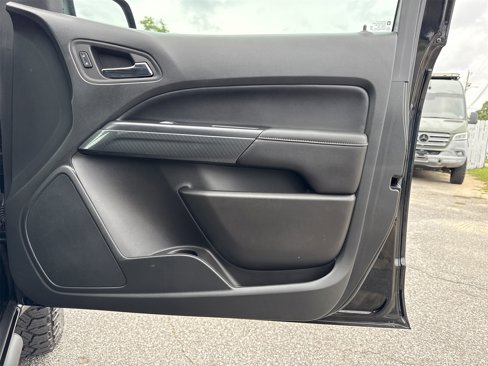 Used 2022 GMC Canyon AT4 w/ Driver Alert Package image 25