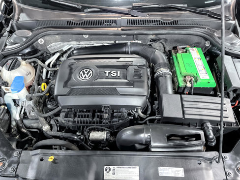 Used 2014 Volkswagen Jetta GLI Edition 30 image 33