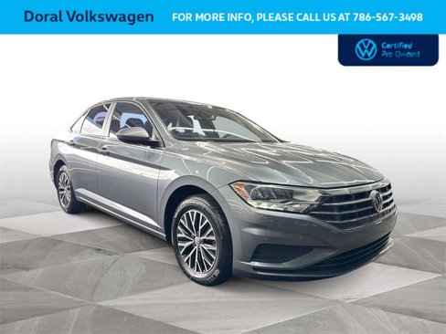 Certified 2020 Volkswagen Jetta SE w/ SE Cold Weather Package image 2
