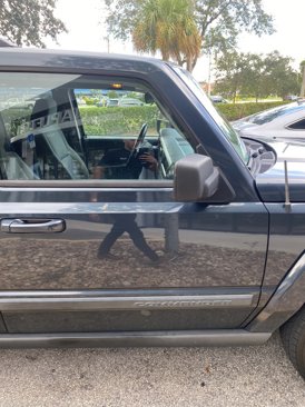 Used 2007 Jeep Commander Sport image 29