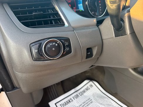 Used 2013 Ford Edge SEL image 18