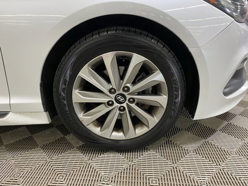 Used 2015 Hyundai Sonata Sport image 14